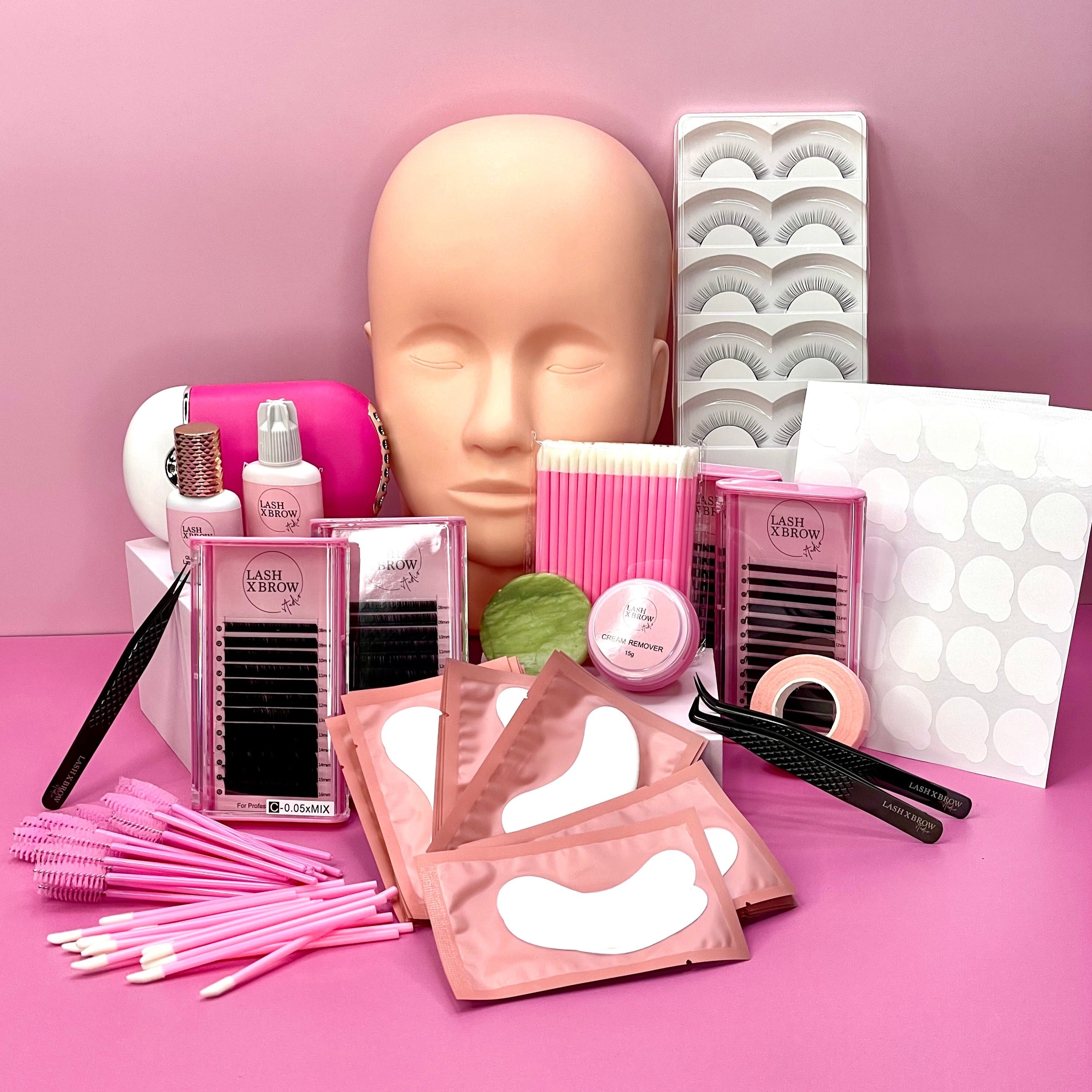 Classic and Volume lash extension trays for beginners